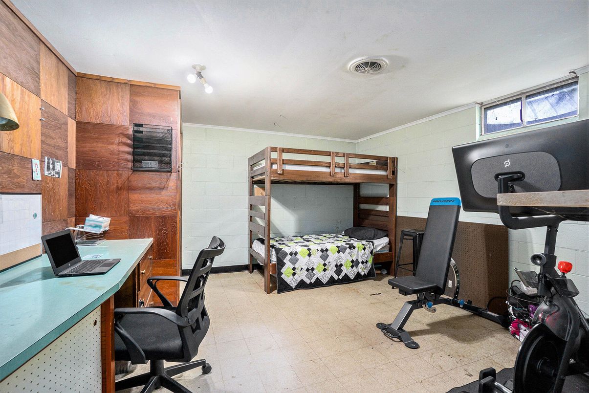 Fitness Equipment, Home Office, Interior
