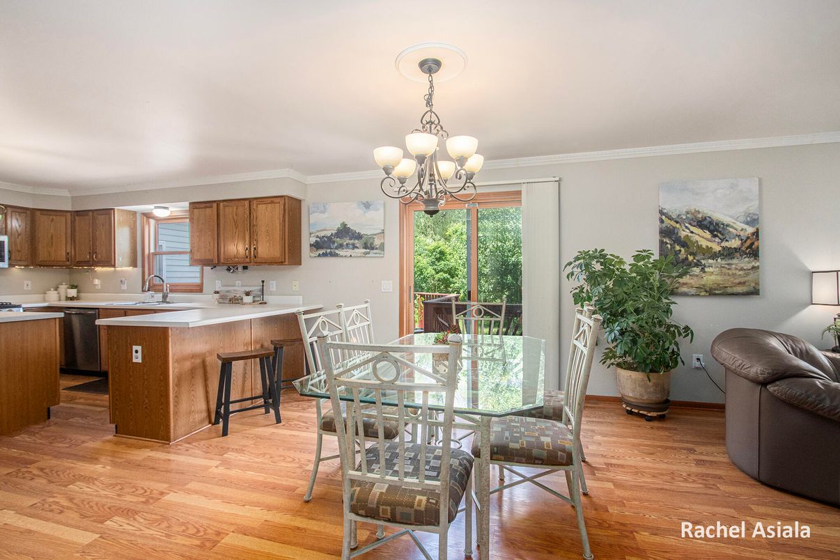 Chandelier, Dining room, Interior, Kitchen, Wood Texture Flooring
