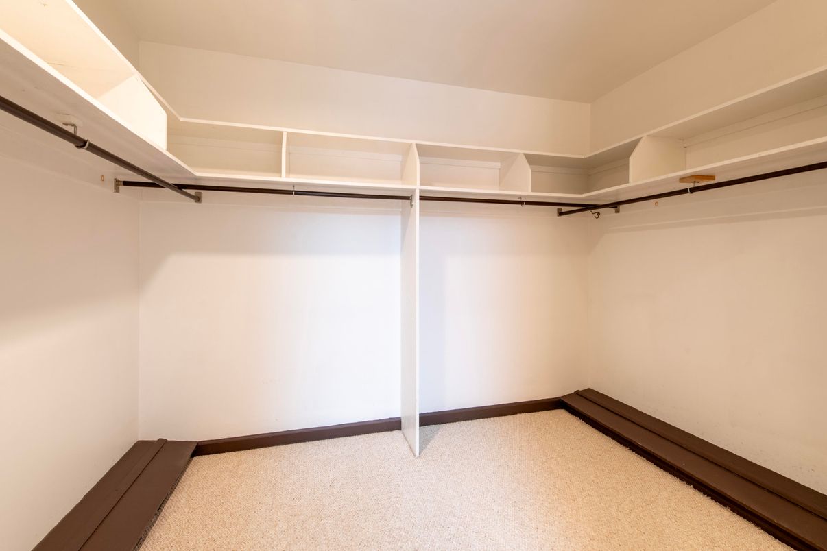 Interior, Walk-in Closets