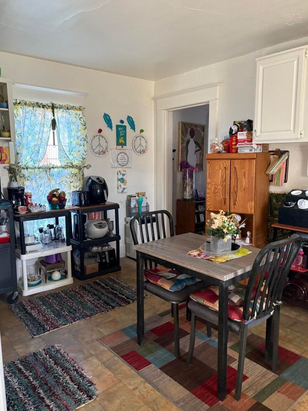Dining room, Interior