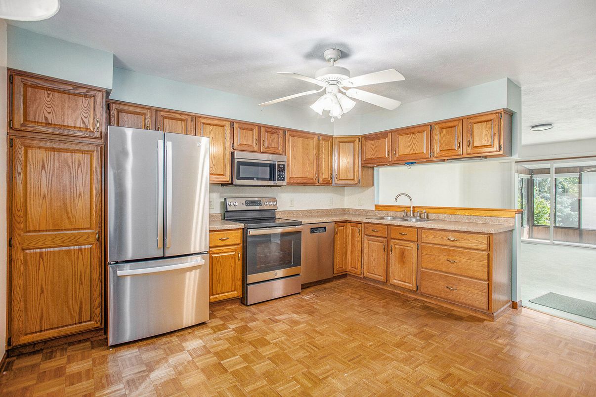 Interior, Kitchen, Stainless Steel Appliances, Wood Texture Flooring