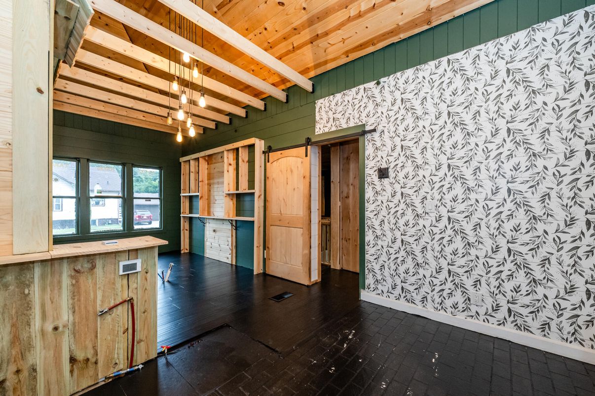 Empty room, Interior, Pendant Lights, Wooden Beams, Wooden Ceilings, Wood Texture Flooring, Wooden Walls