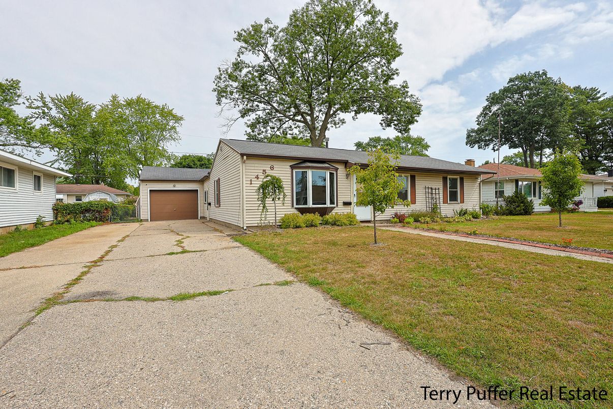 Attached, Backyard, Exterior, Facade, Ranch