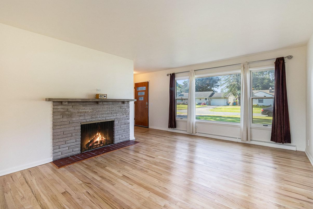 Empty room, Fireplace, Interior, Wood Texture Flooring