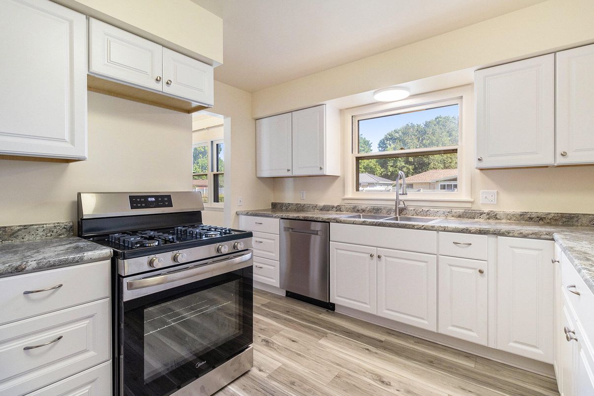 Interior, Kitchen, Stainless Steel Appliances, Wood Texture Flooring