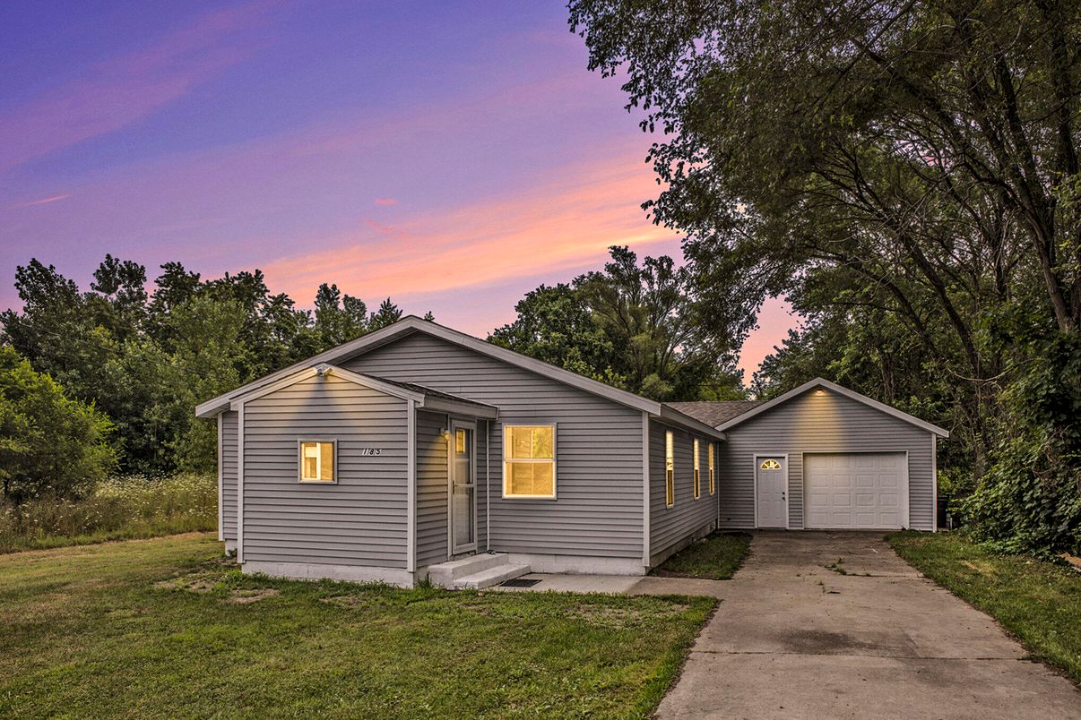 Backyard, Detached Garage, Exterior