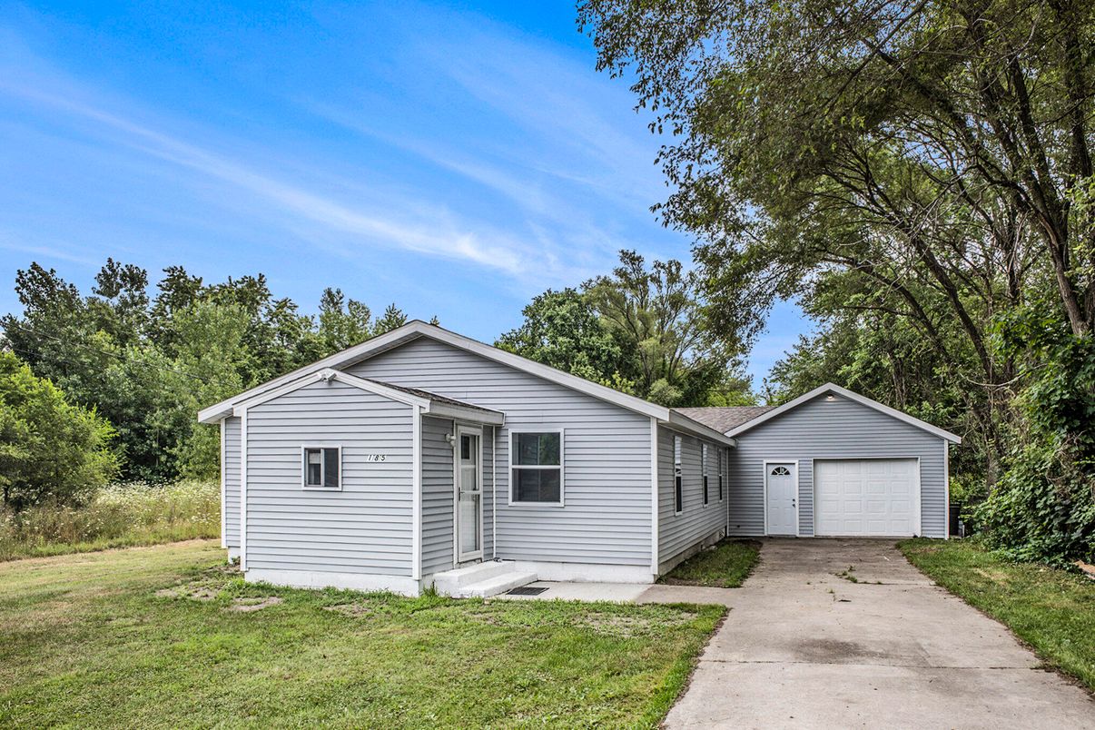 Backyard, Detached Garage, Exterior