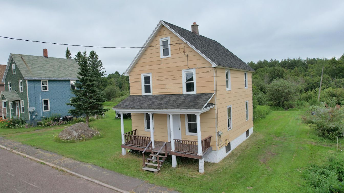 Backyard, Exterior, Facade, Farmhouse