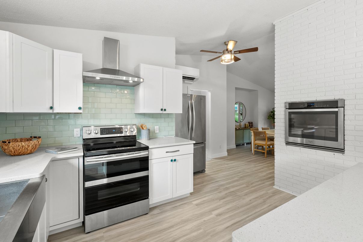 Interior, Kitchen, Stainless Steel Appliances, Wood Texture Flooring