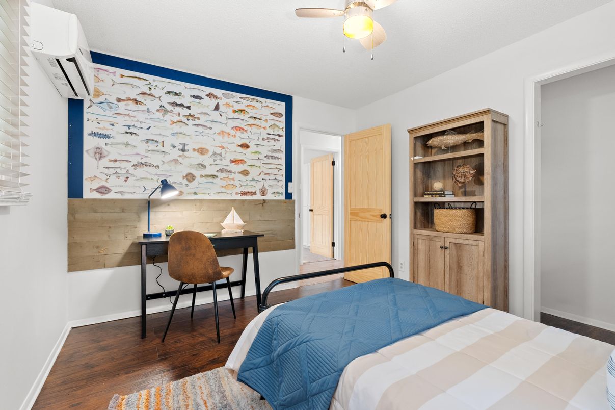 Bedroom, Home Office, Interior, Wood Texture Flooring