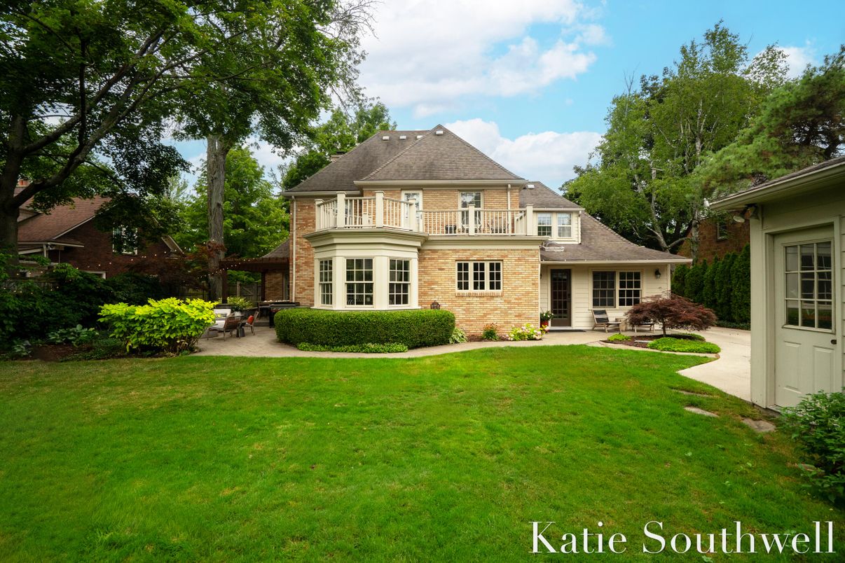 Backyard, Exterior, Facade, Brick Facade, French Provincial