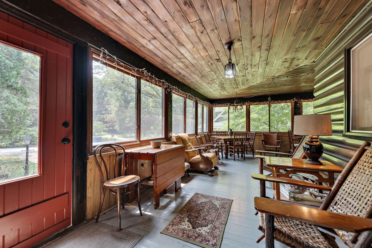 Dining room, Interior, Sun Room, Wooden Ceilings, Wood Texture Flooring