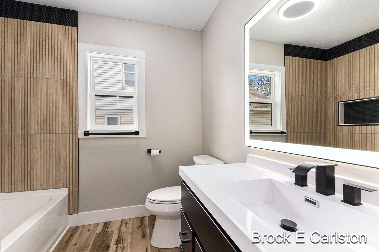 Bathroom, Interior, Wood Texture Flooring