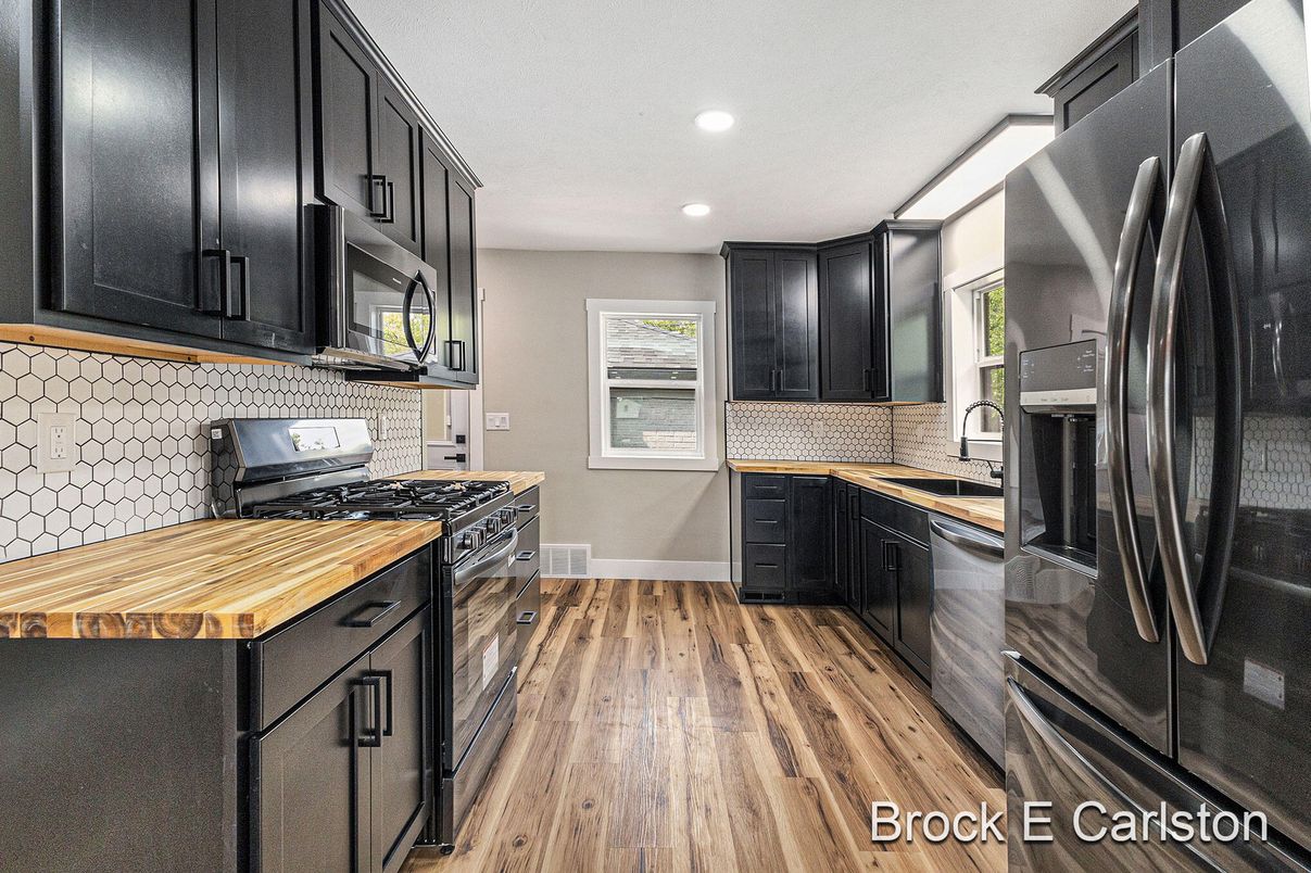 Interior, Kitchen, Recessed Lighting, Stainless Steel Appliances, Wood Texture Flooring