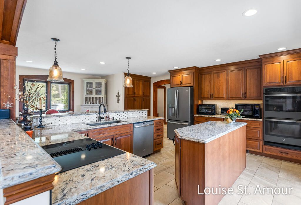 Interior, Kitchen, Pendant Lights, Recessed Lighting