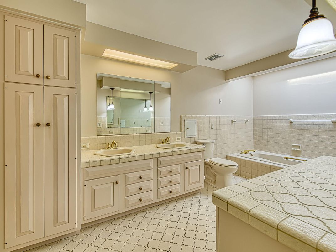 Bathroom, Dual Sink Vanities, Interior, Tile Countertops