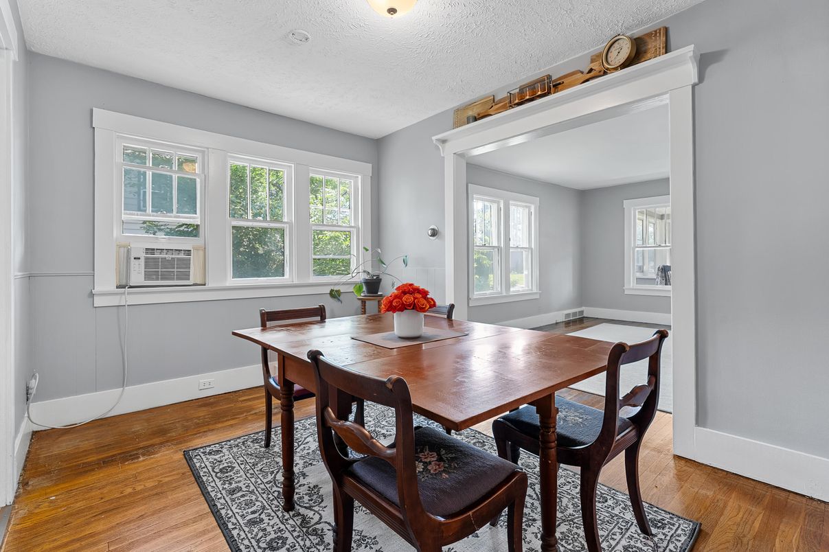 Dining room, Interior, Wood Texture Flooring