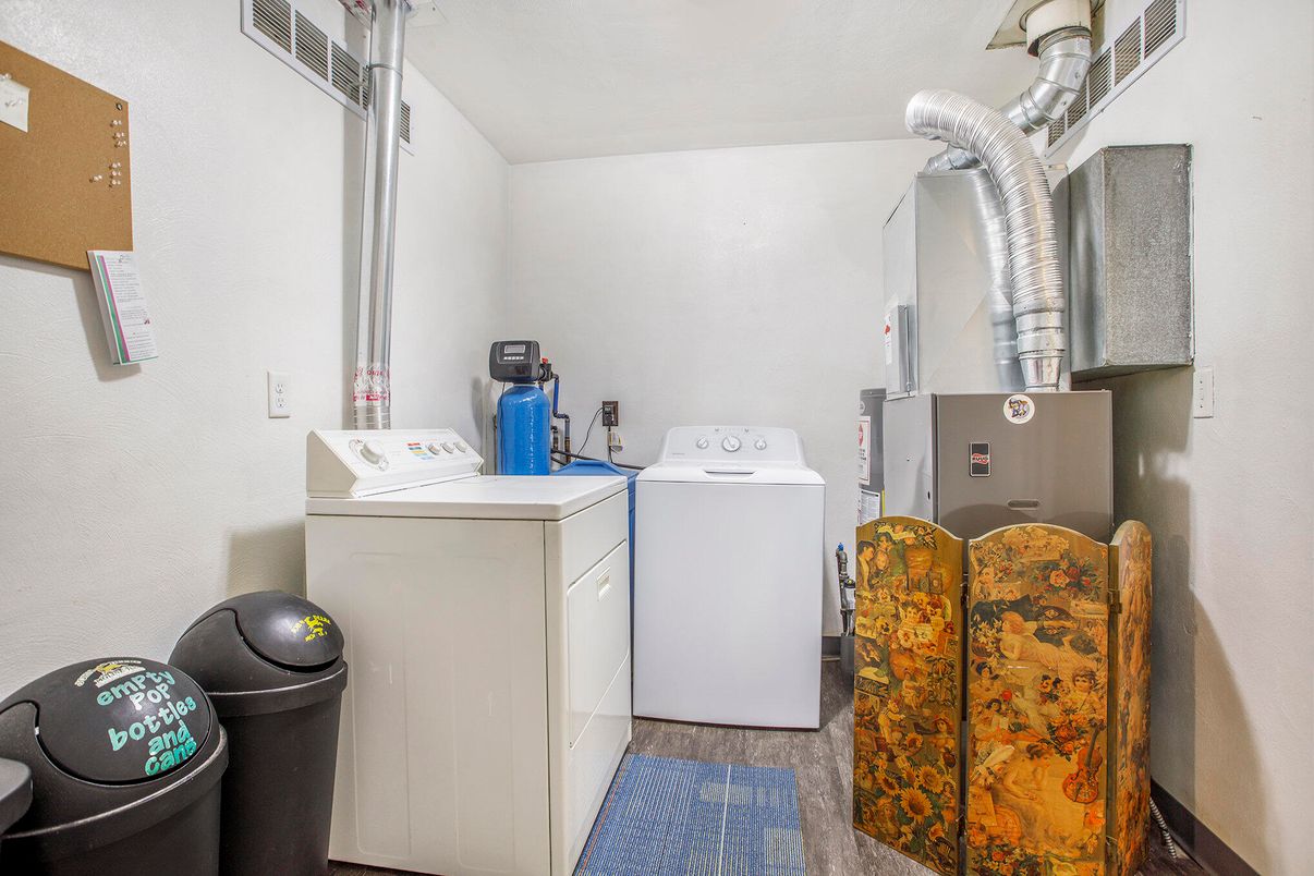 Interior, Washer