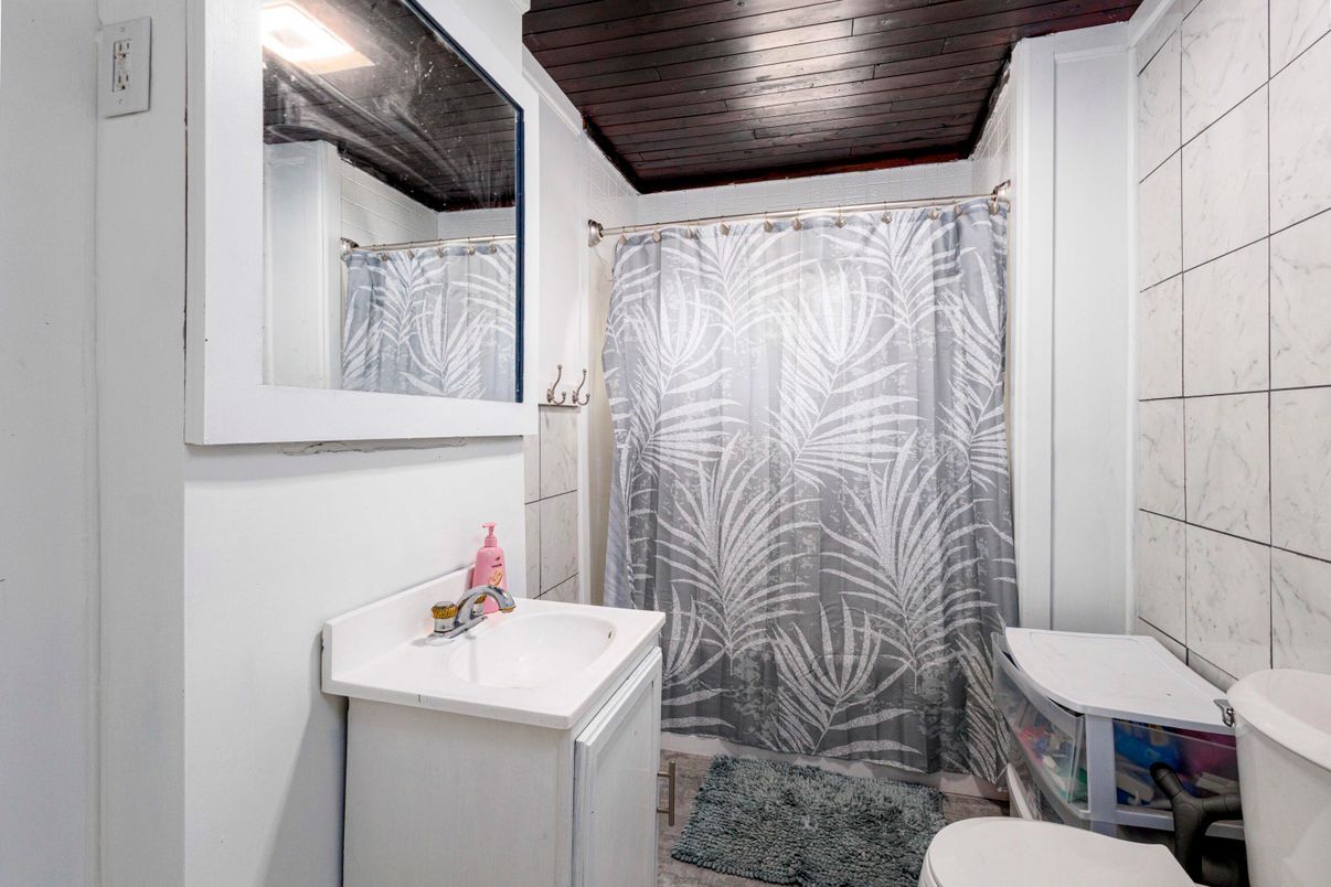 Bathroom, Interior, Wooden Ceilings