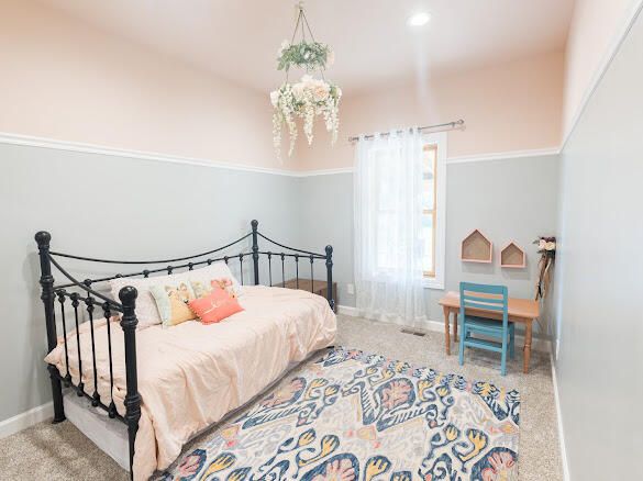 Bedroom, Chandelier, Interior, Recessed Lighting