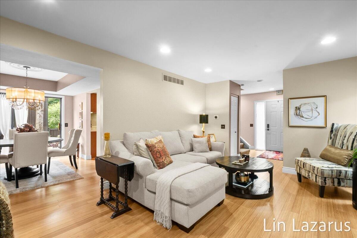 Chandelier, Dining room, Interior, Living room, Recessed Lighting, Wood Texture Flooring