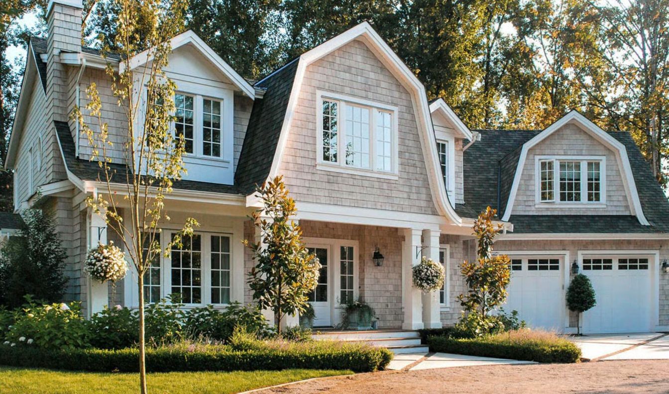 Attached, Exterior, Facade, Farmhouse