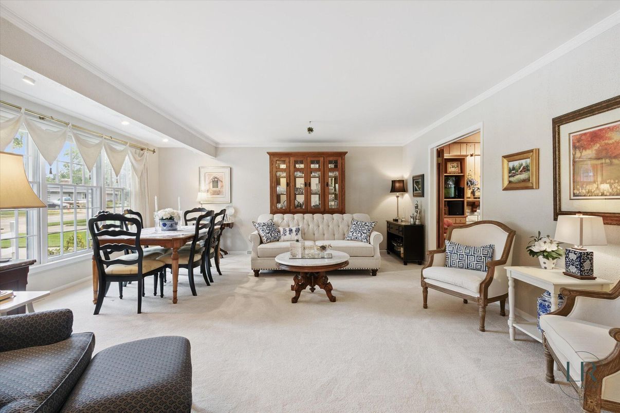 Dining room, Interior, Living room, Recessed Lighting