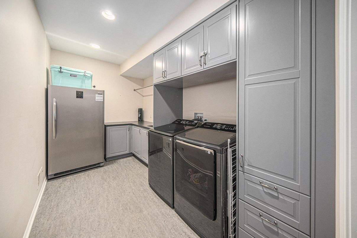 Interior, Recessed Lighting, Washer
