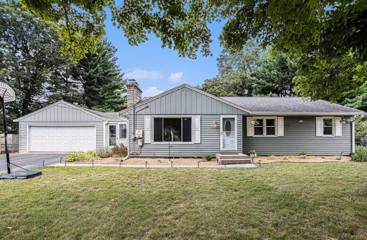 Backyard, Detached Garage, Exterior, Facade, Ranch