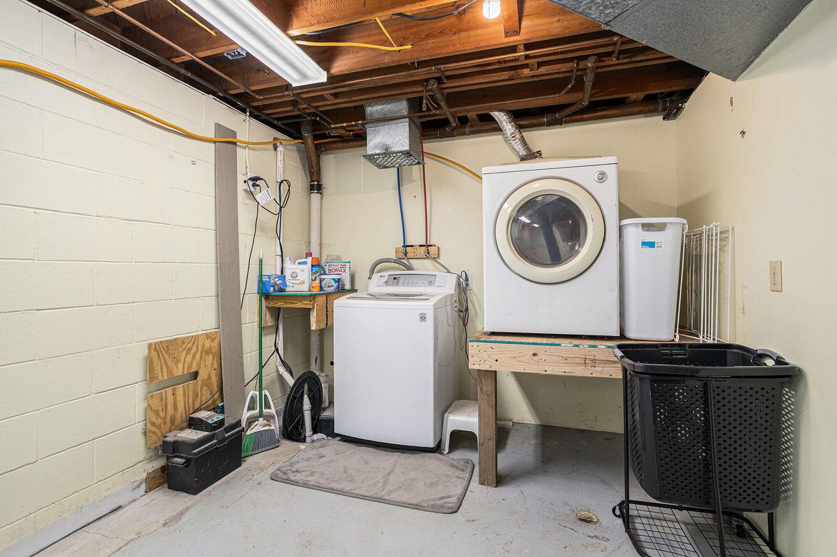 Interior, Washer