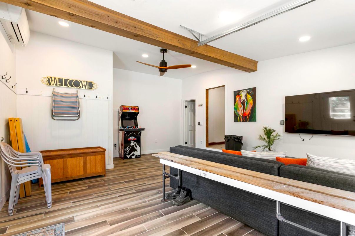 Interior, Recessed Lighting, Wooden Beams, Wood Texture Flooring