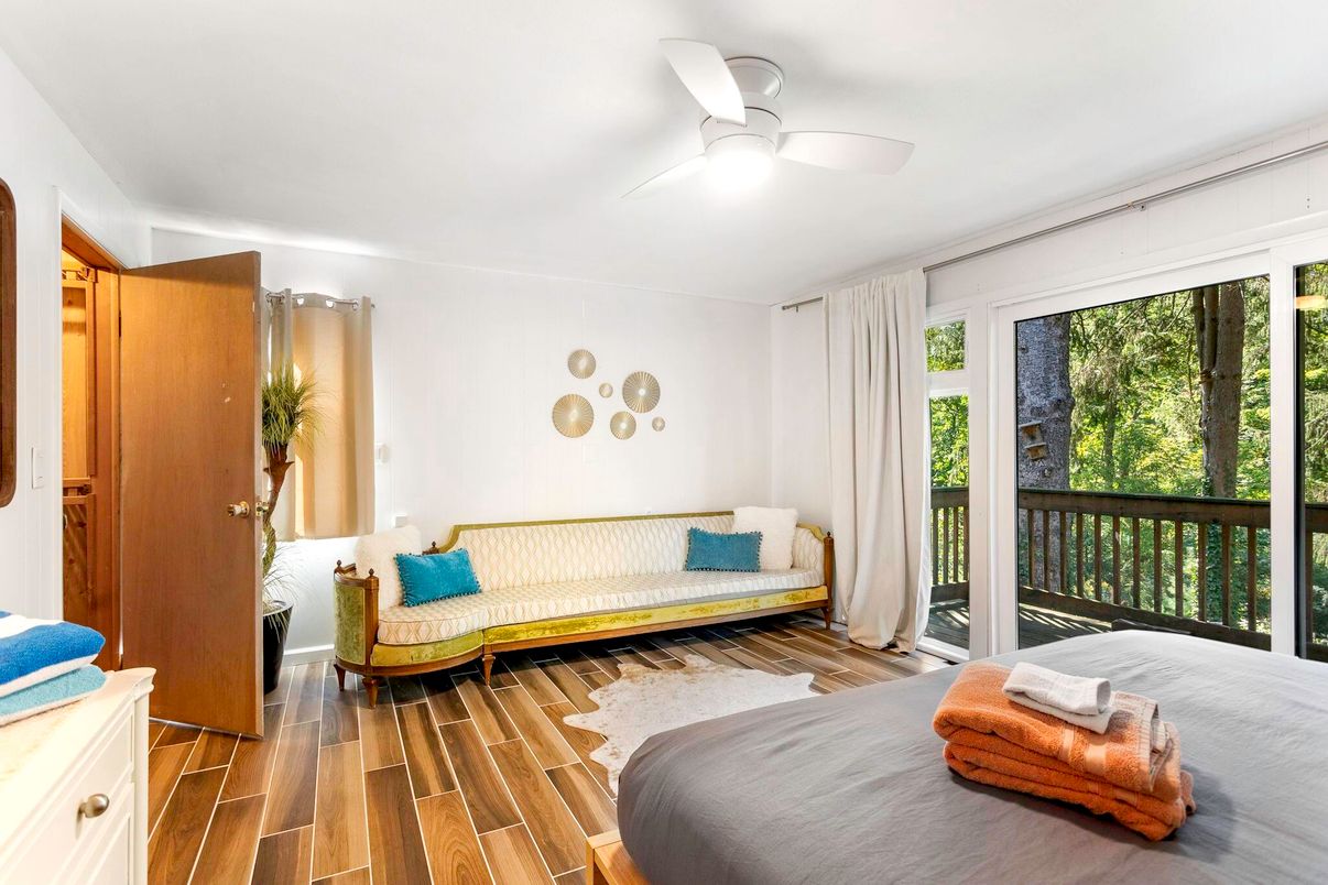 Bedroom, Interior, Wood Texture Flooring
