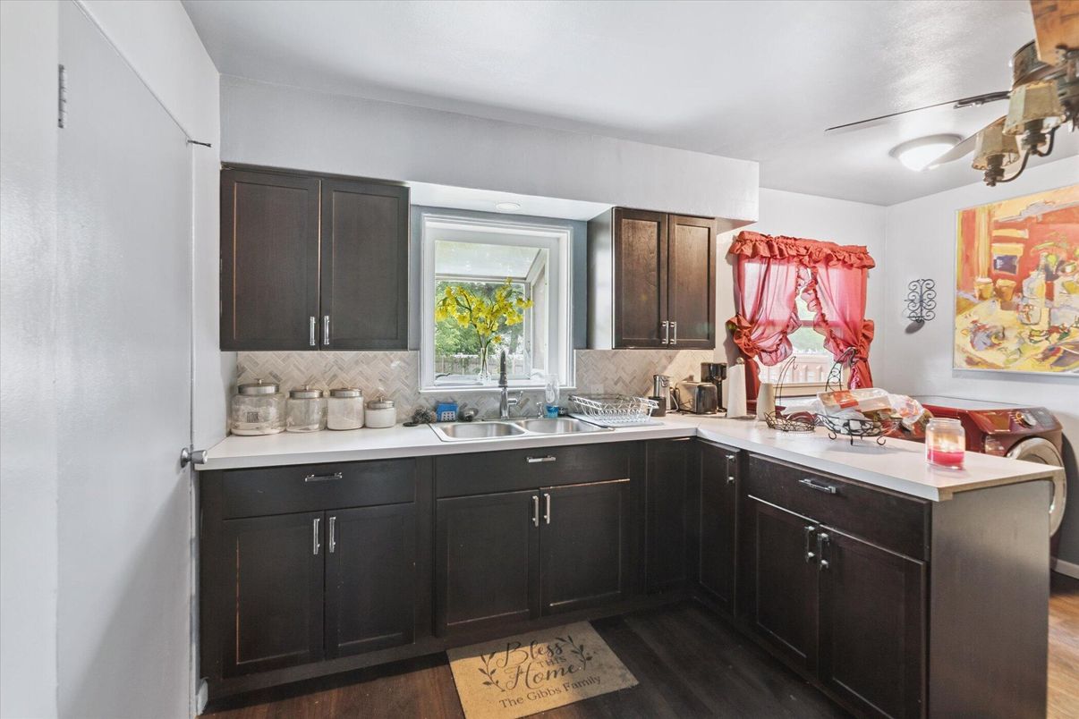 Interior, Kitchen, Wood Texture Flooring