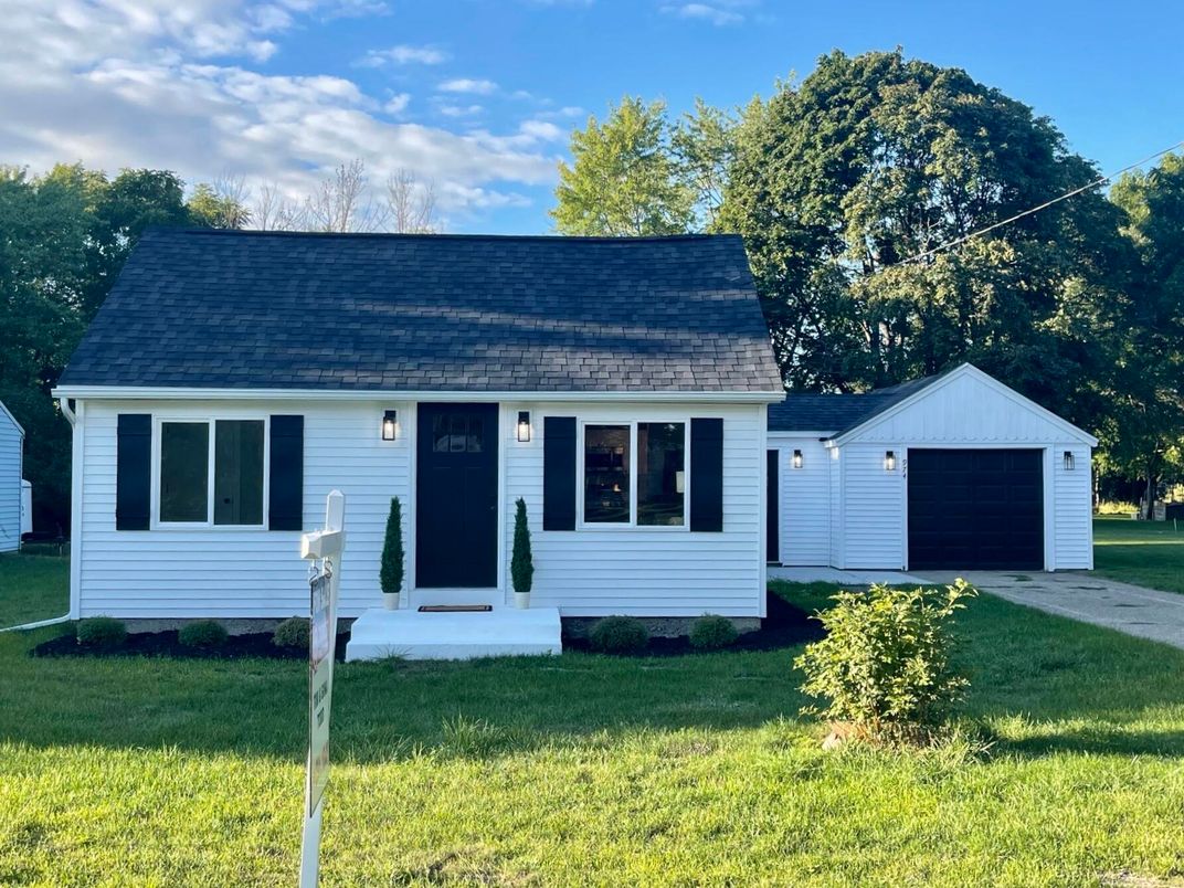 Detached Garage, Exterior, Facade, Cape Cod