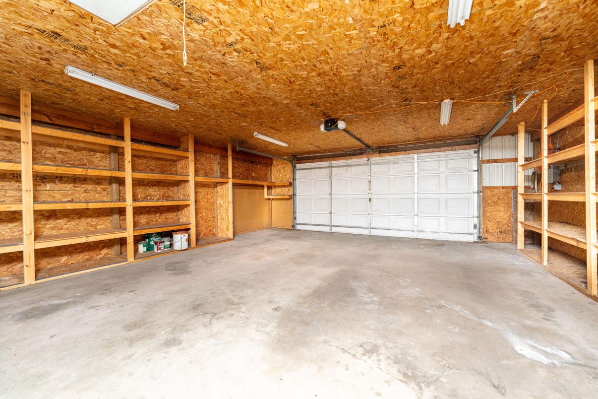 Garage, Interior, Wooden Beams, Wooden Walls