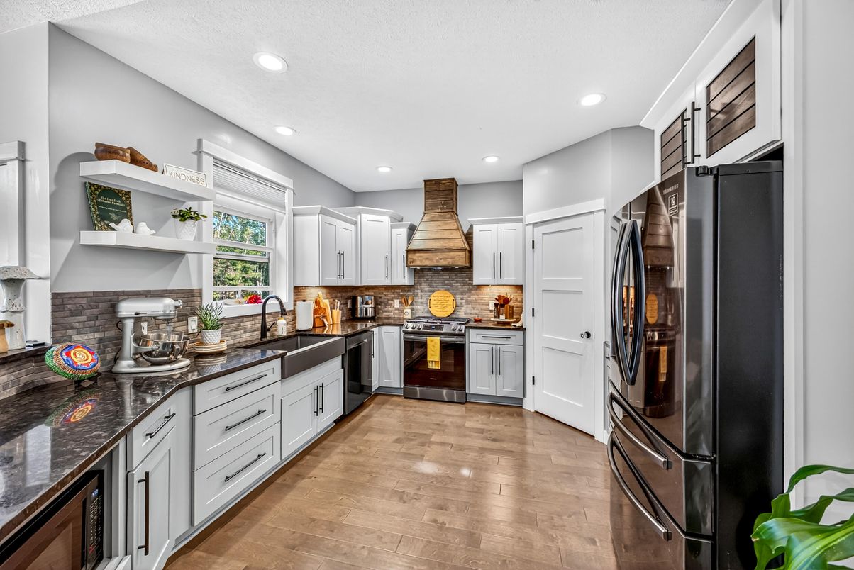 Interior, Kitchen, Recessed Lighting, Wood Texture Flooring