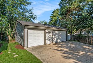 Detached Garage, Exterior