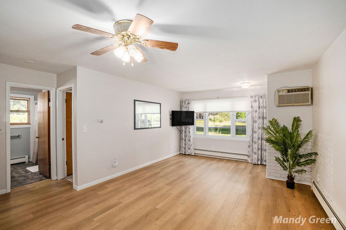 Empty room, Interior, Wood Texture Flooring