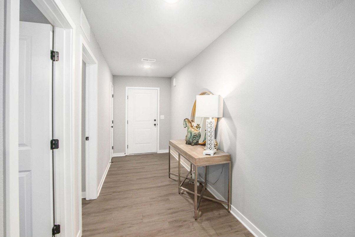 Interior, Recessed Lighting, Wood Texture Flooring