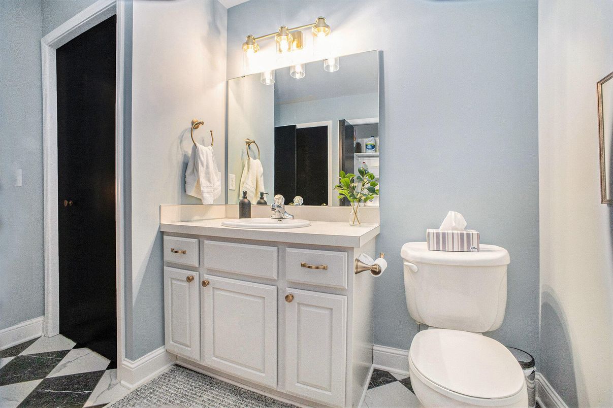 Bathroom, Interior
