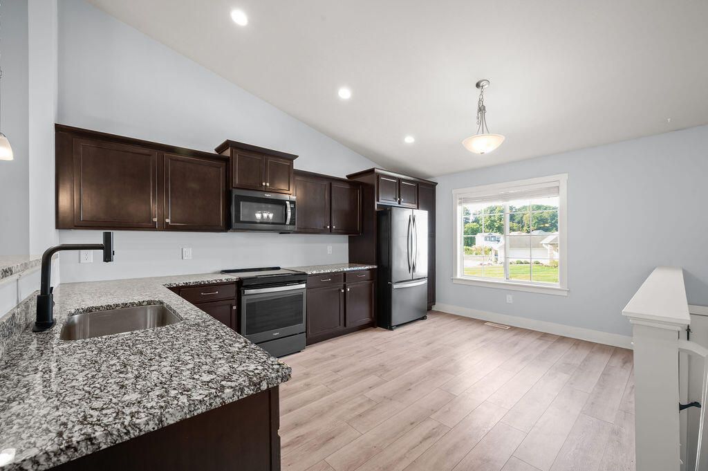 Interior, Kitchen, Pendant Lights, Recessed Lighting, Wood Texture Flooring