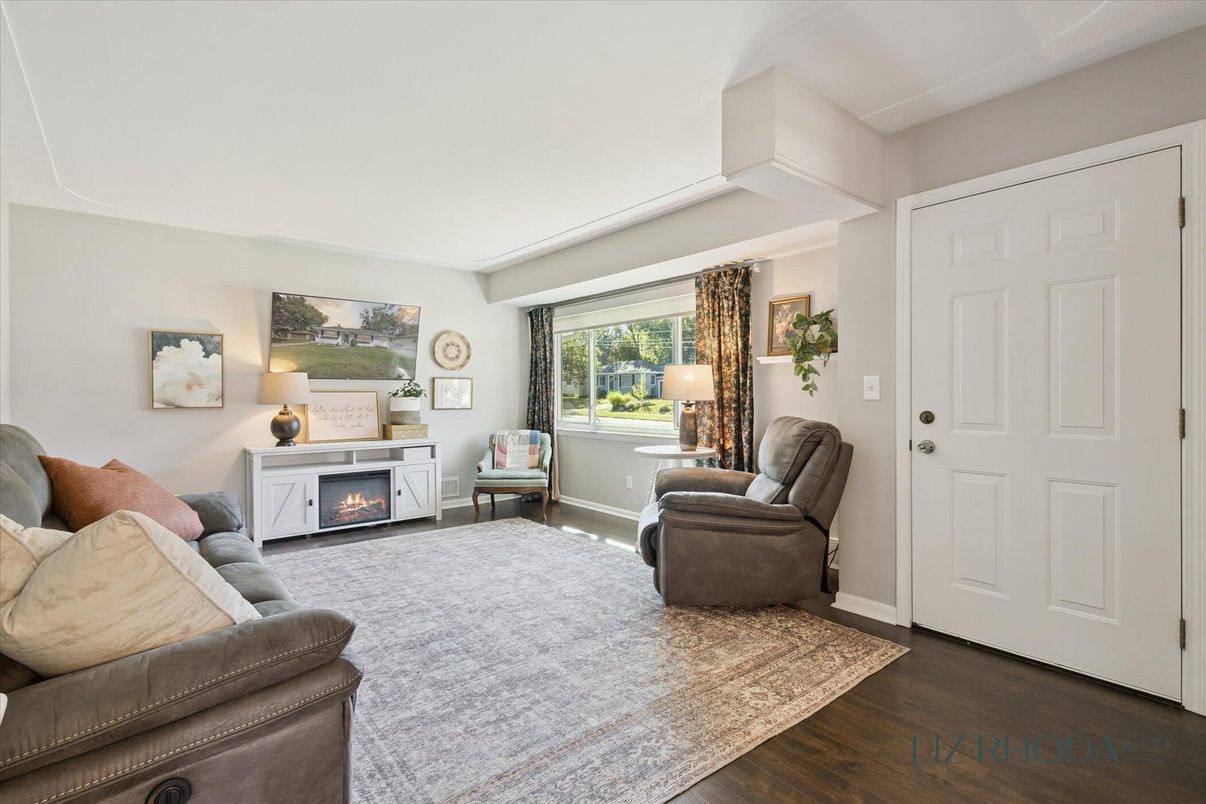 Fireplace, Interior, Living room, Wood Texture Flooring