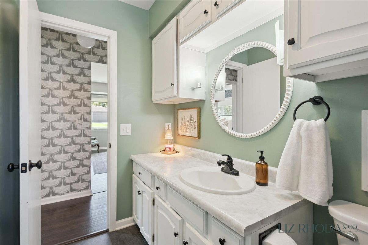 Bathroom, Interior, Wood Texture Flooring