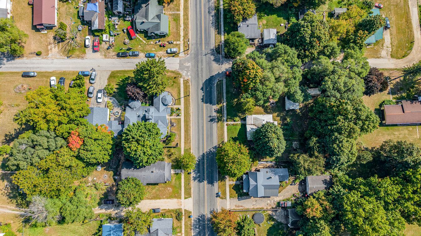 Exterior, Drone