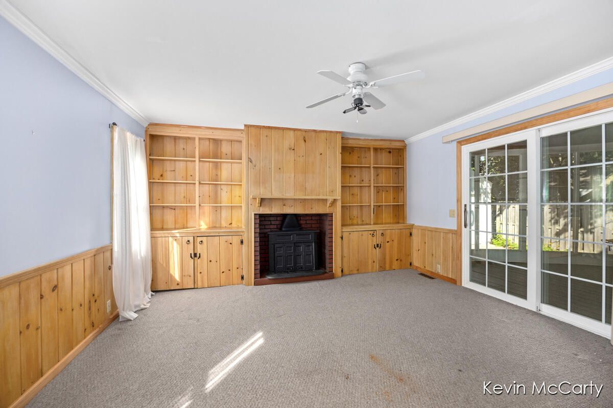 Empty room, Fireplace, Interior, Wooden Walls