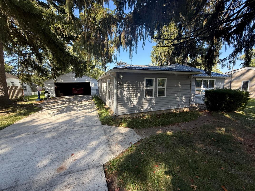 Backyard, Detached Garage, Exterior
