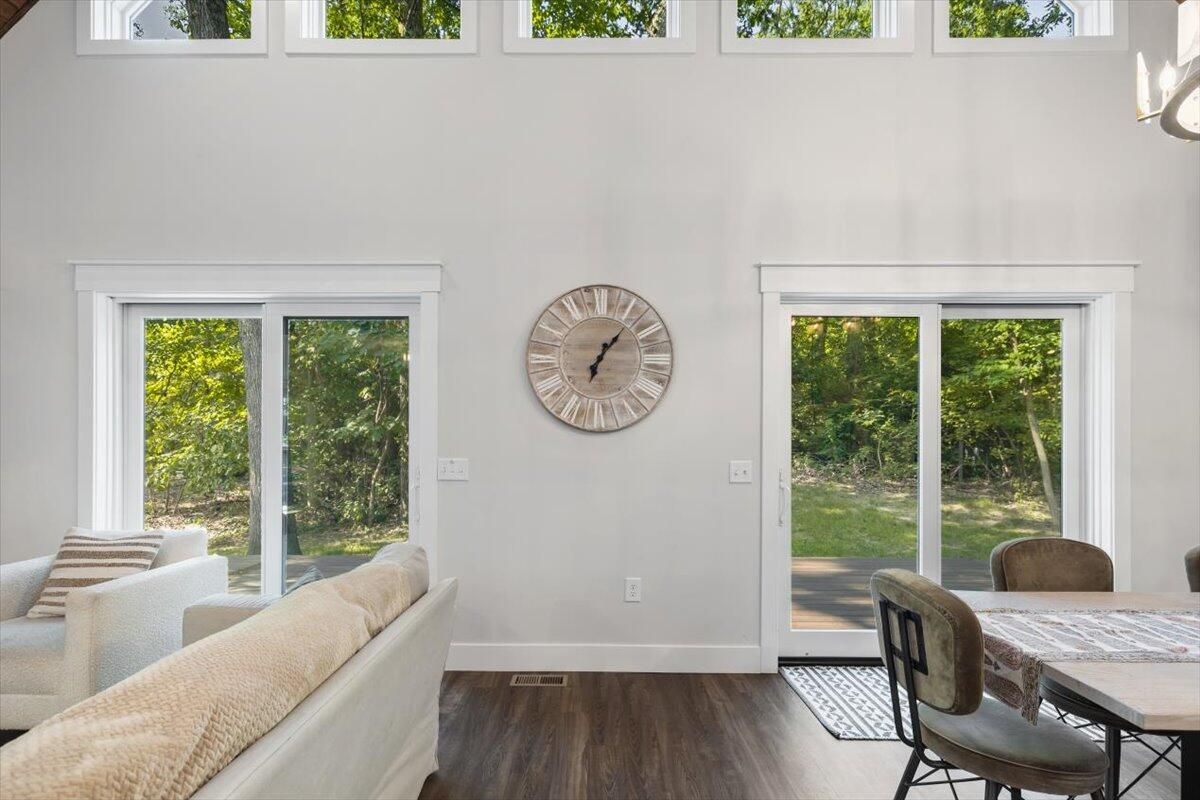 Dining room, Interior, Wood Texture Flooring