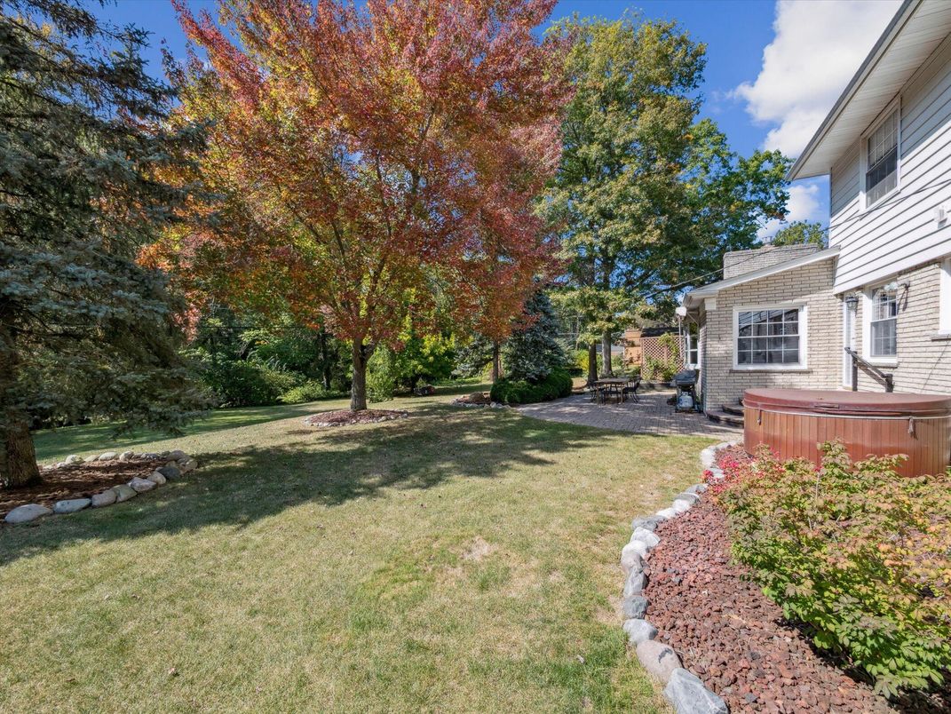 Backyard, Exterior, Hot Tub