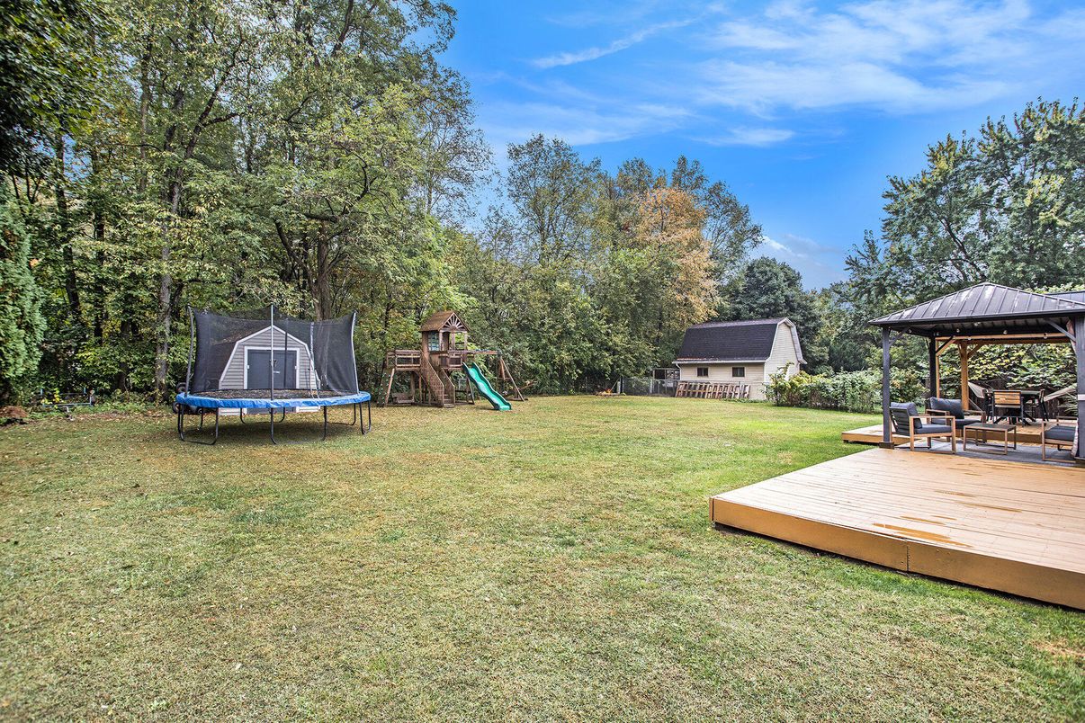 Backyard, Exterior, Playground