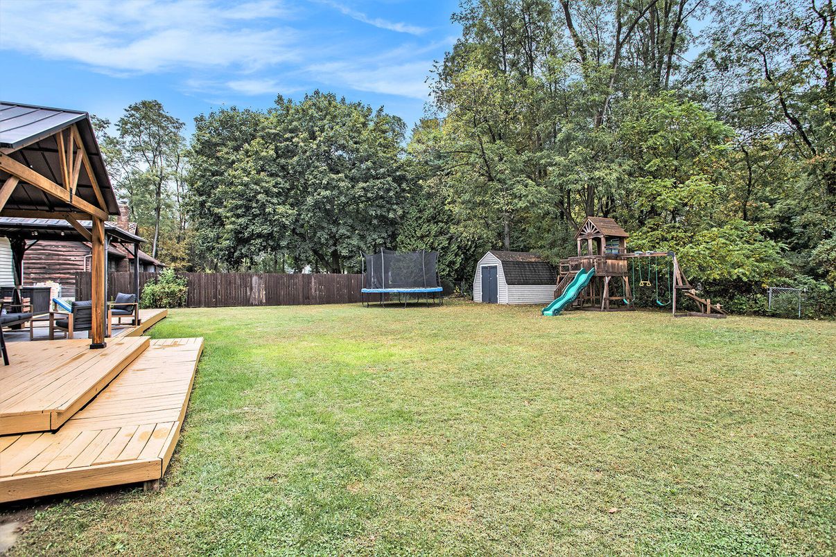 Backyard, Exterior, Playground